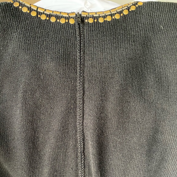 Dress - Picture 7 of 7